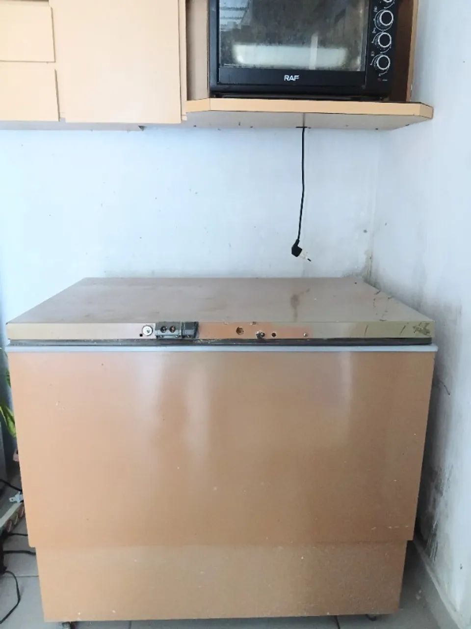 FREEZER 330L 127V FUNCIONANDO  PERFEITAMENTE 