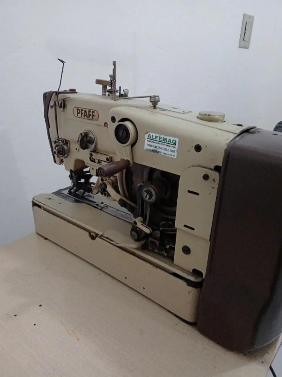 Caseadeira industrial Pfaff