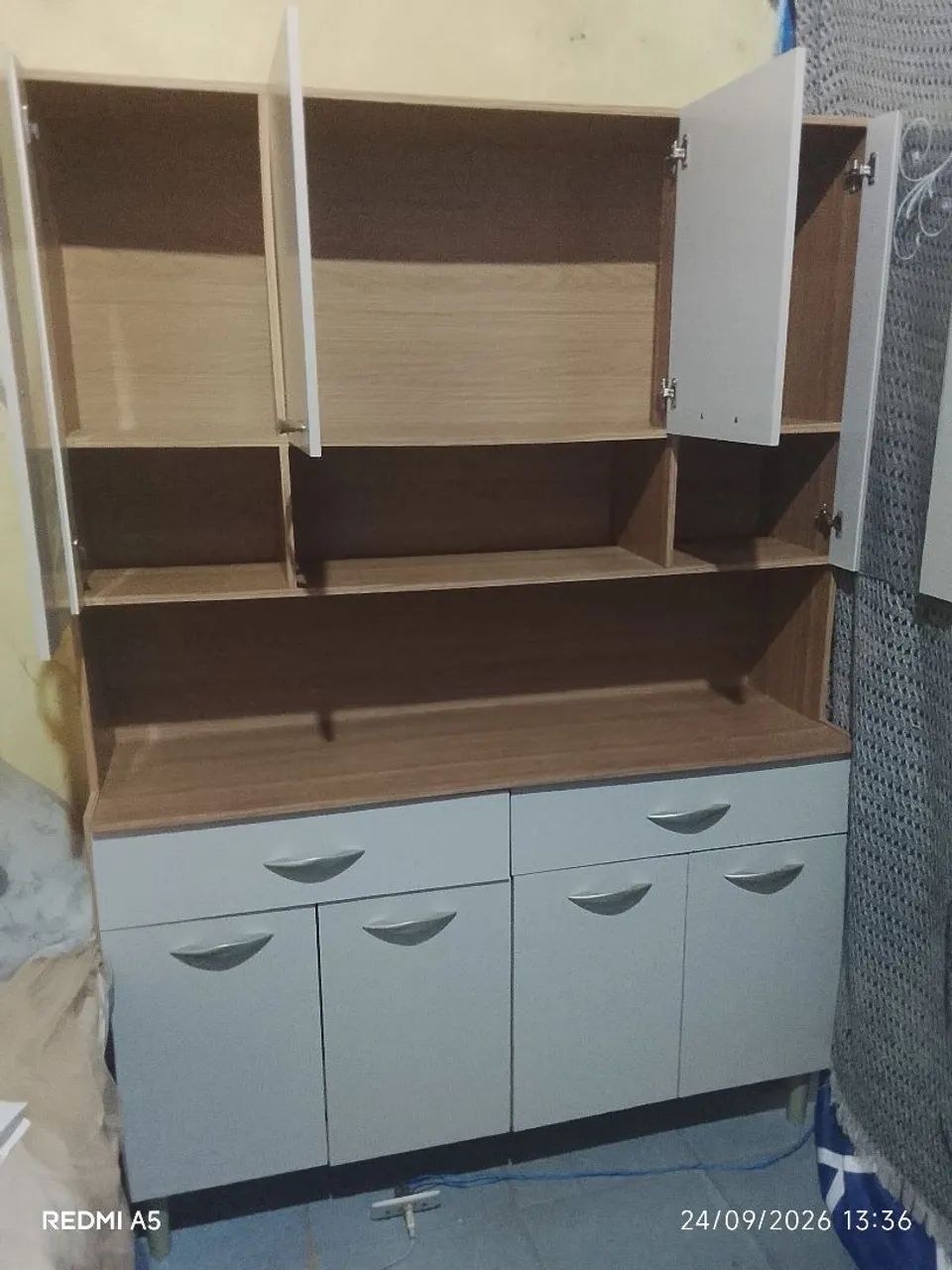 Vende-se armário semi-novo - Foto 3