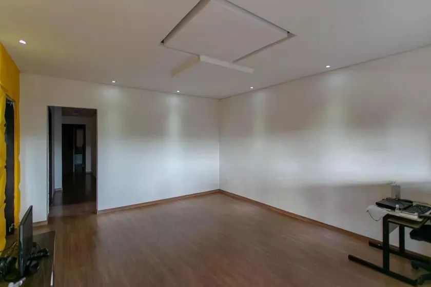 Casa à Venda - Aeroporto, 3 Quartos, 340 m2 - Foto 2
