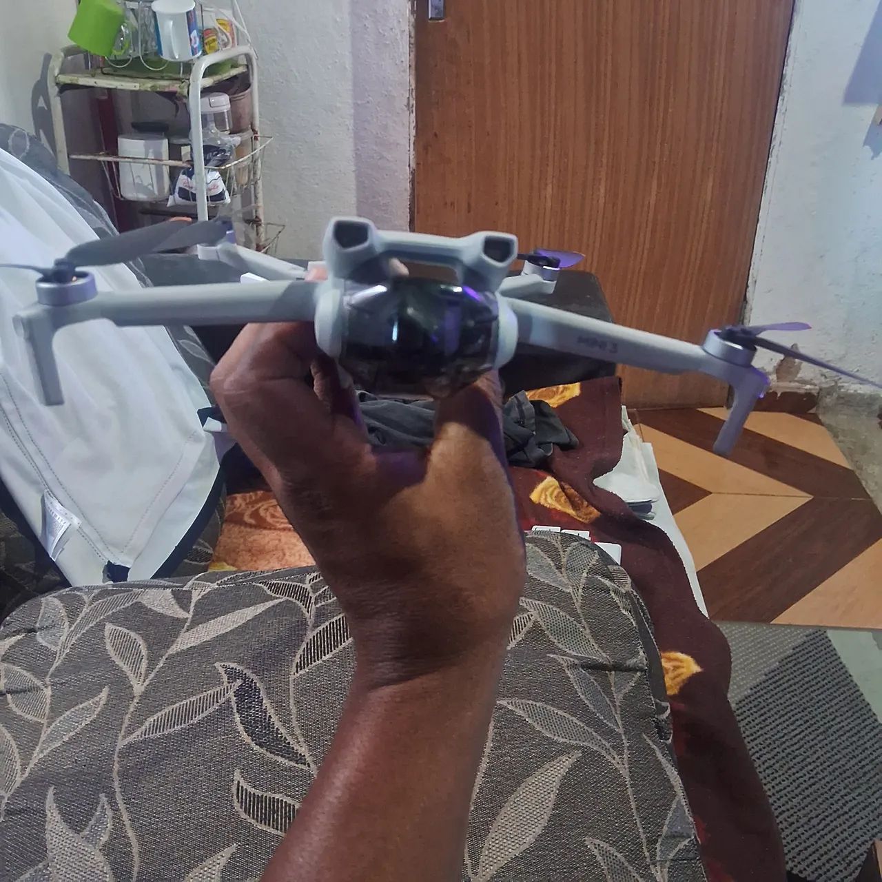 Vendo dji mini3 fly more combo  - Foto 4
