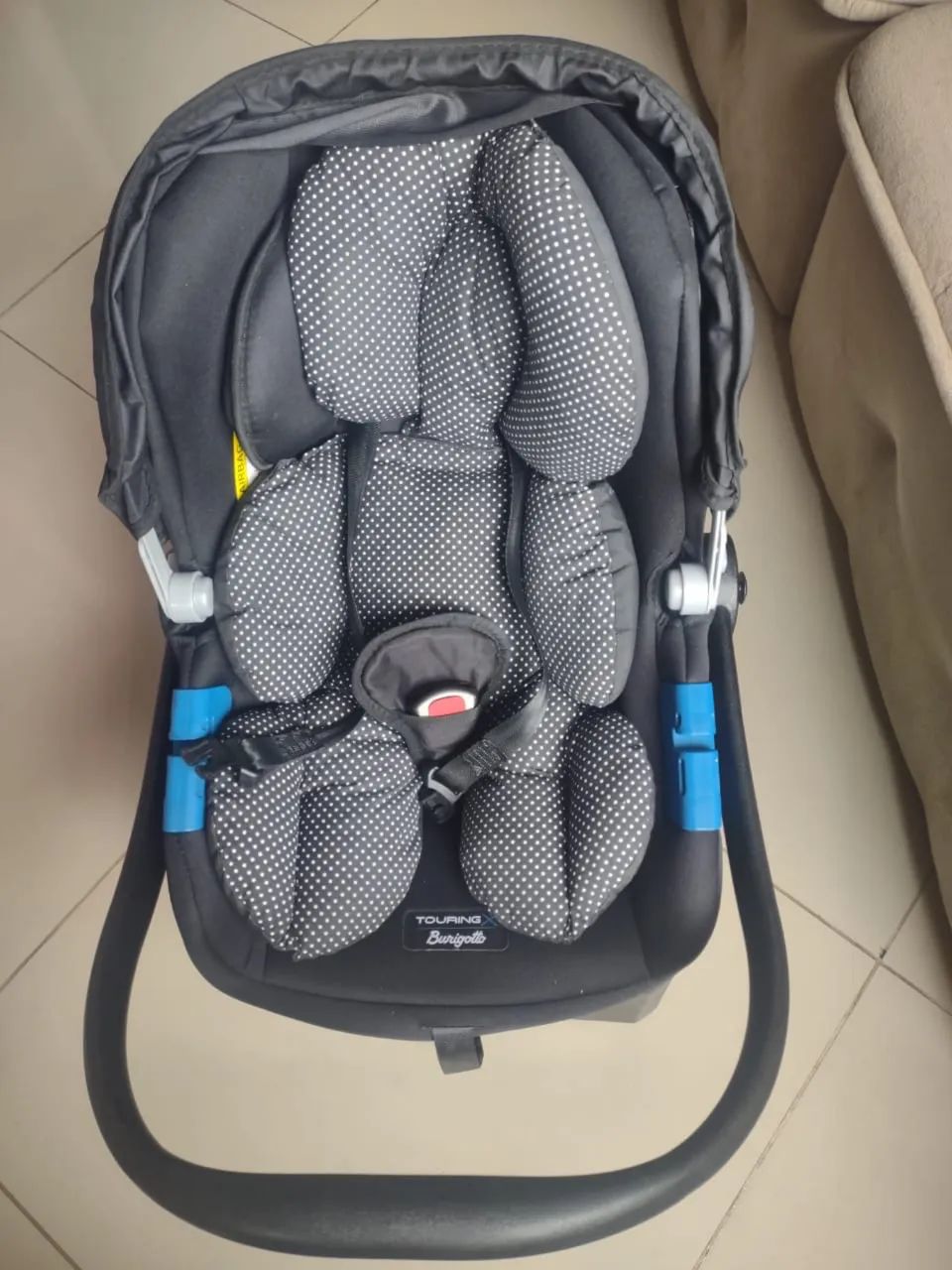Bebê conforto burigotto touring x ótimo estado com base e almofada de brinde - Foto 3