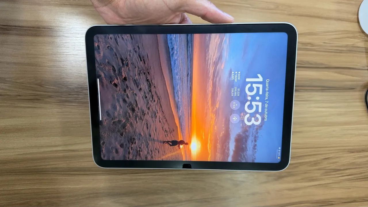 iPad 10° Geração,  64gb em perfeito estado, acompanha caixa!