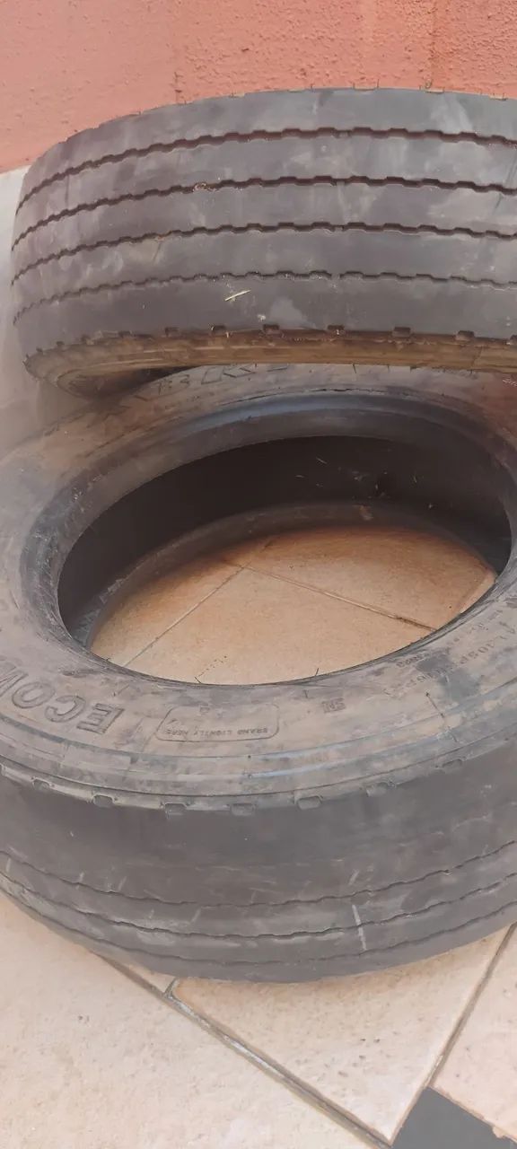 Pneu 215 75 r17.5 - Foto 2
