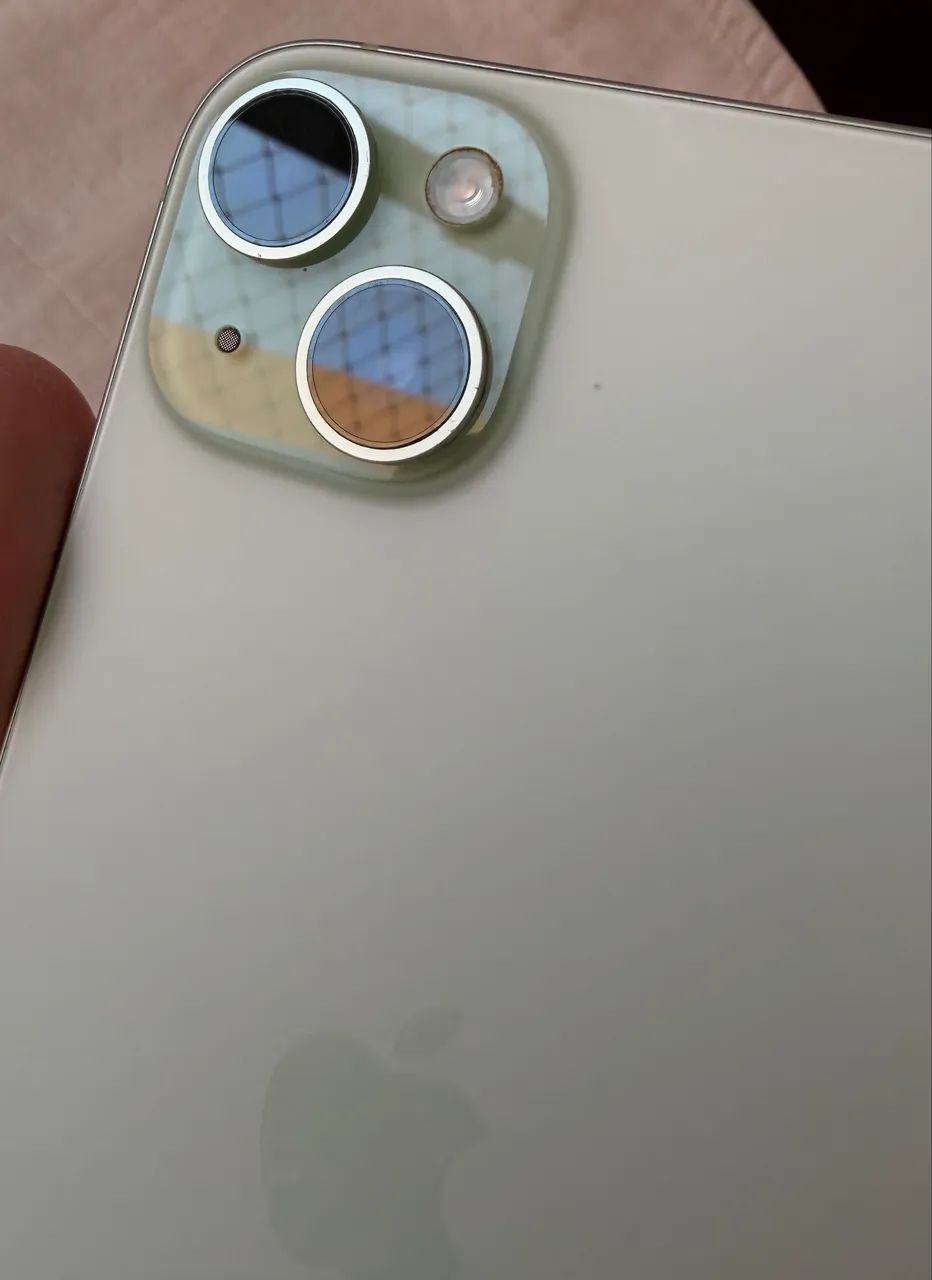 Excelente iPhone 15 Plus