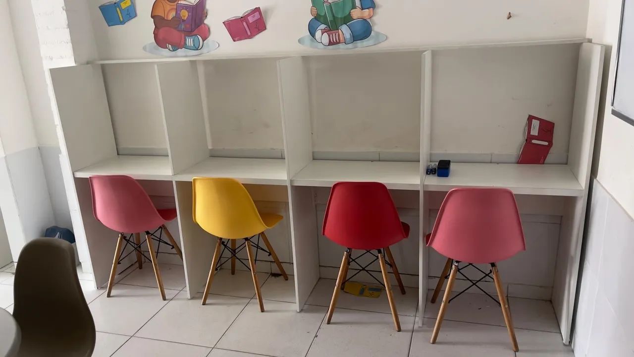 Cadeira EAMES EIFFEL com pés de madeira - Foto 3