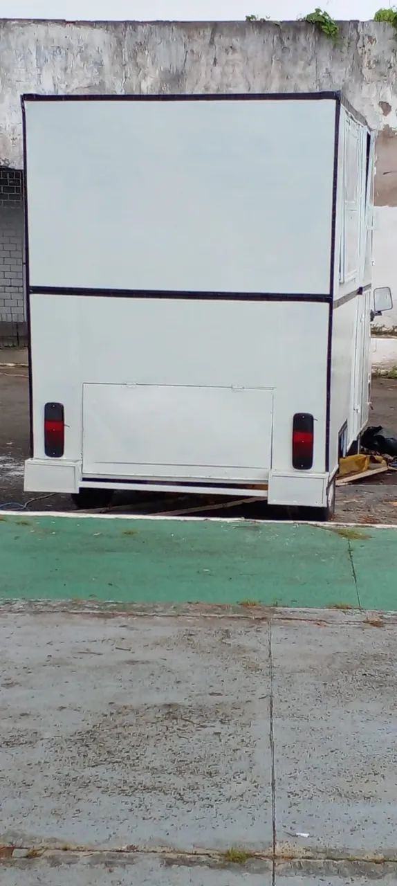 kombi food truck