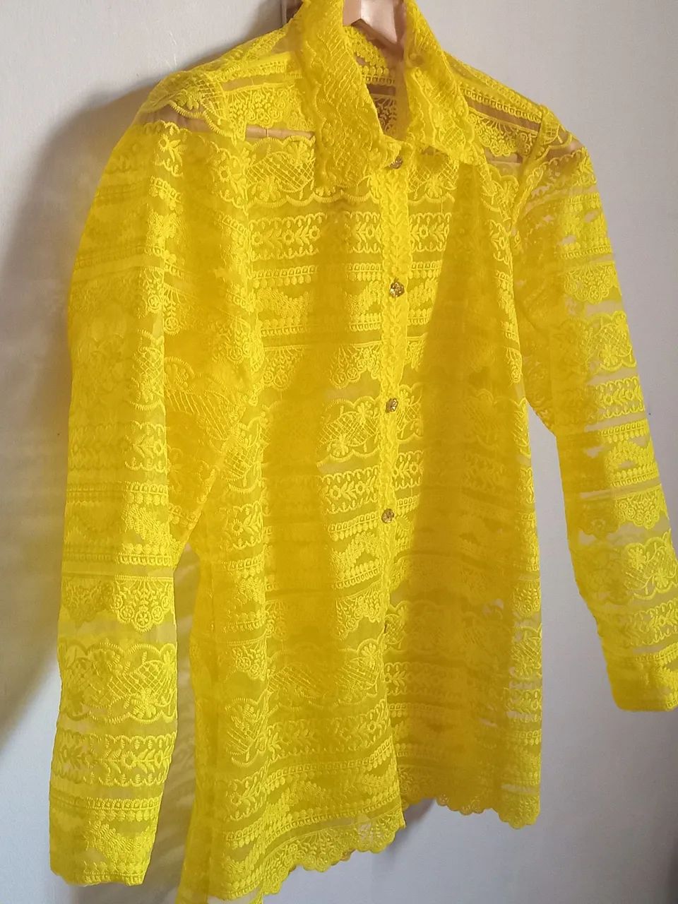 Blusa Amarela Mangas Compridas - Foto 4
