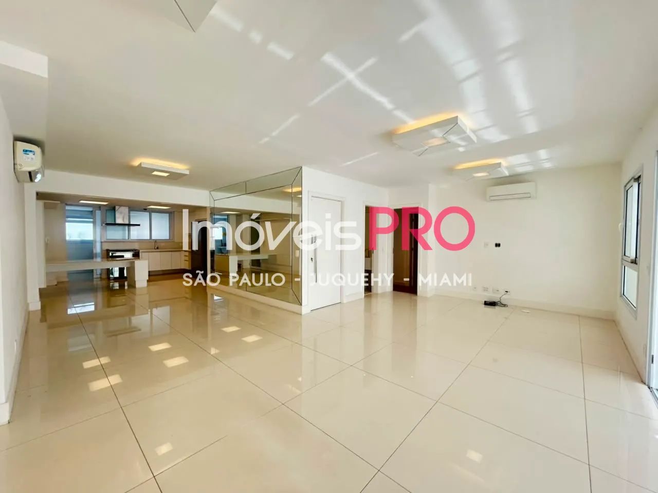 Apartamento, Moema - São Paulo