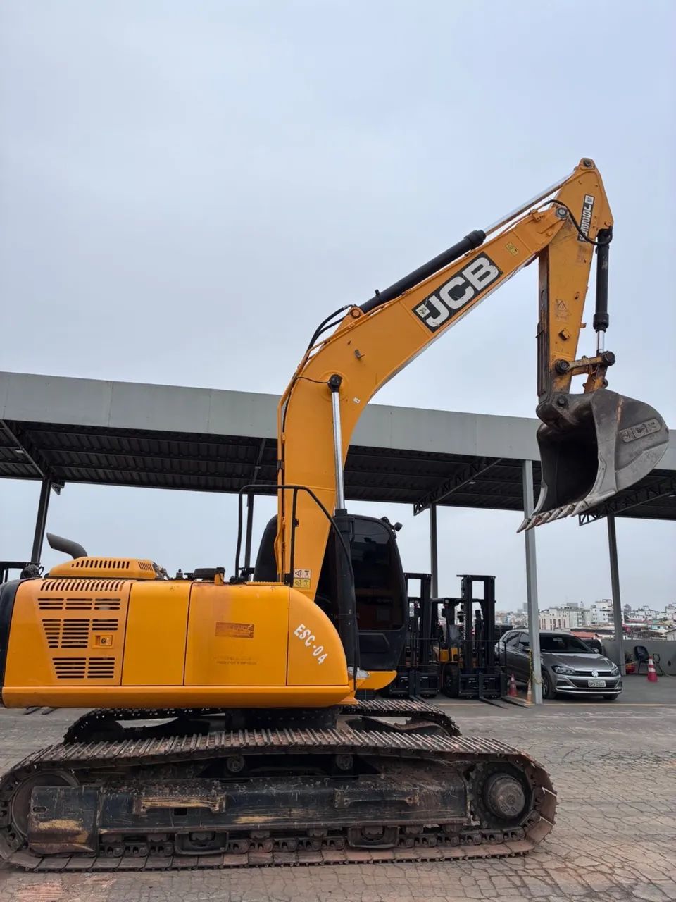 Escavadeira 22T JCB 2022 6500h - Foto 2
