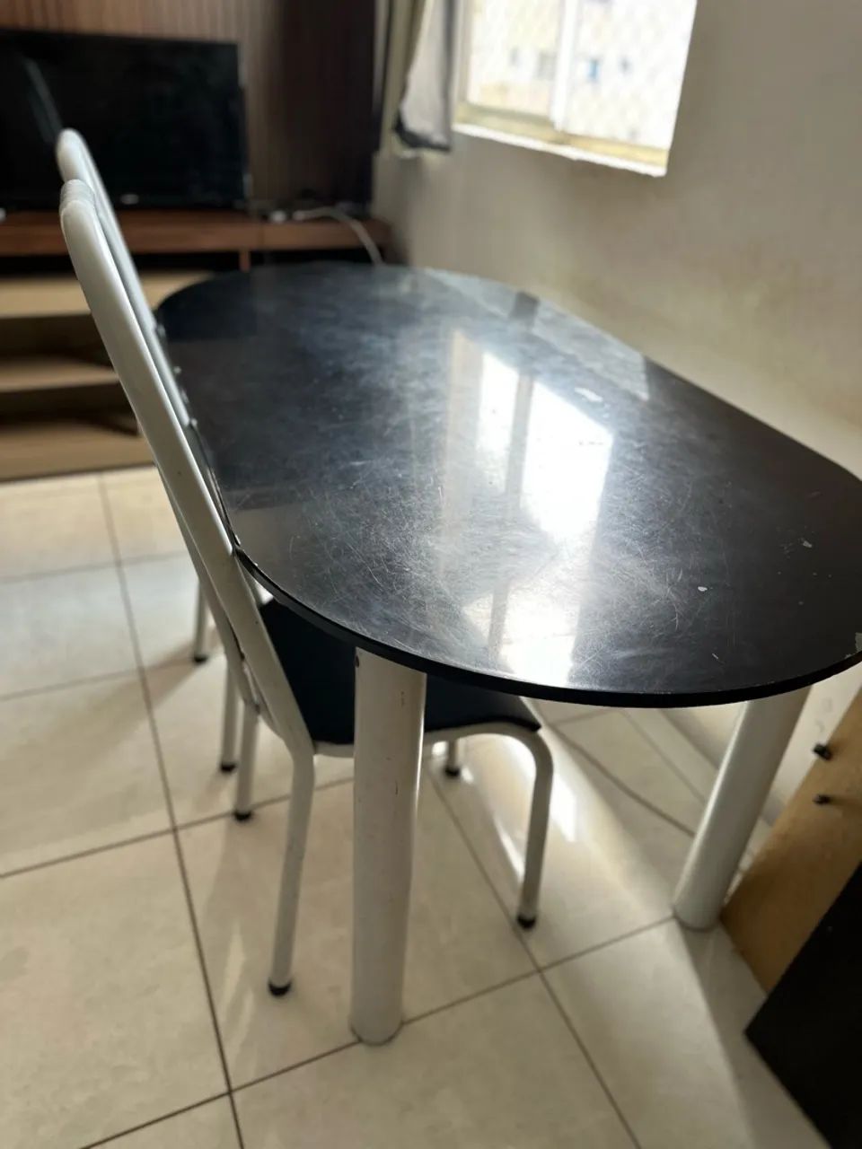 Mesa com 2 cadeiras  - Foto 3