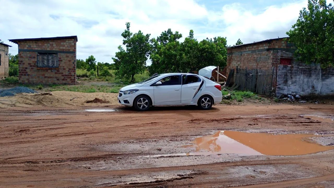Terreno 10 × 25 metros no bairro João de barro em boa vista roraima ja com Piçarra pra ser