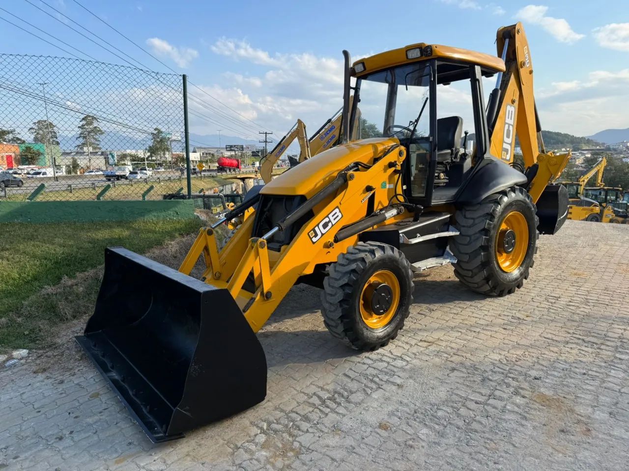 RETRO ESCAVADEIRA JCB 3c - Foto 4