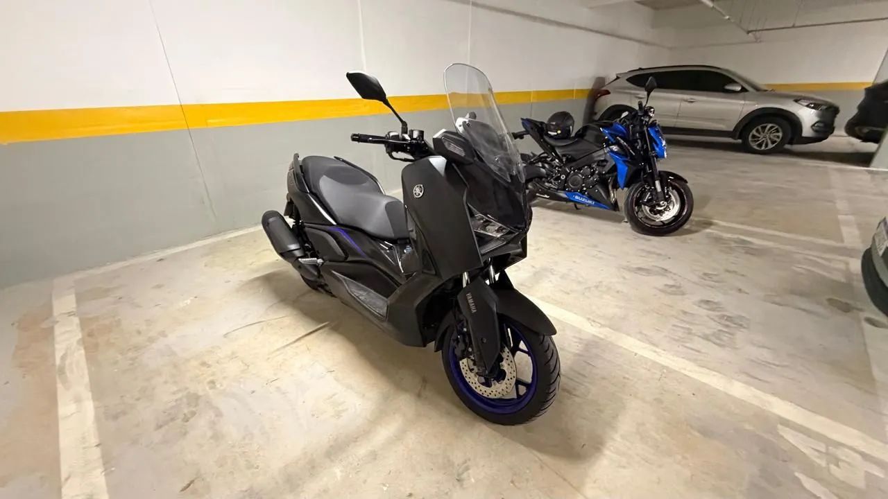 Yamaha XMAX 300 2026 - Foto 3