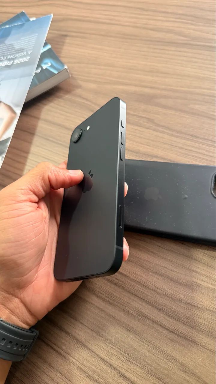 iPhone16e本体 iPhone 16e｜価格比較・SIMフリー・最新情報 - 価格.com