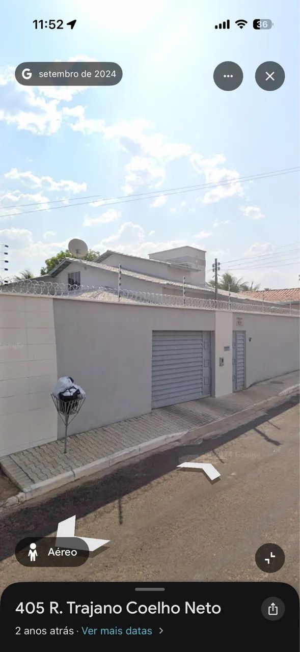 CASA NO CENTRO COM 5 QUARTOS
