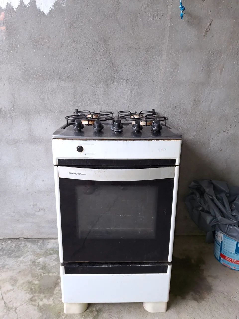 Vende-se esse fogão usado da Brastemp  - Foto 2