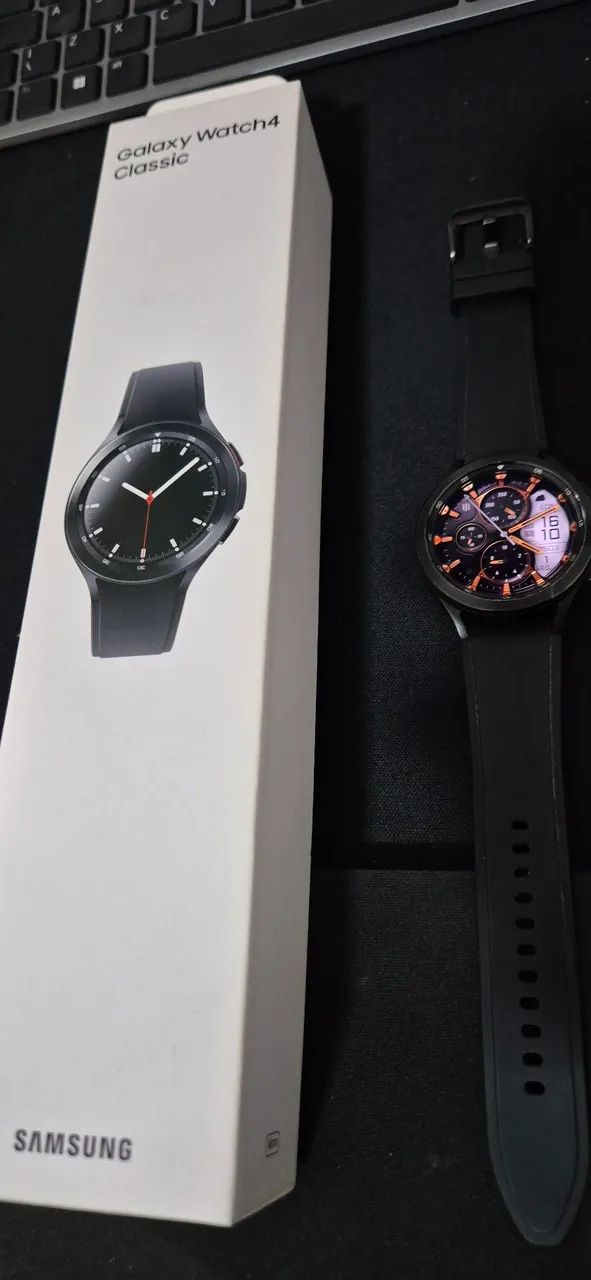Galaxy Watch 4 Classic 46mm + Pulseiras