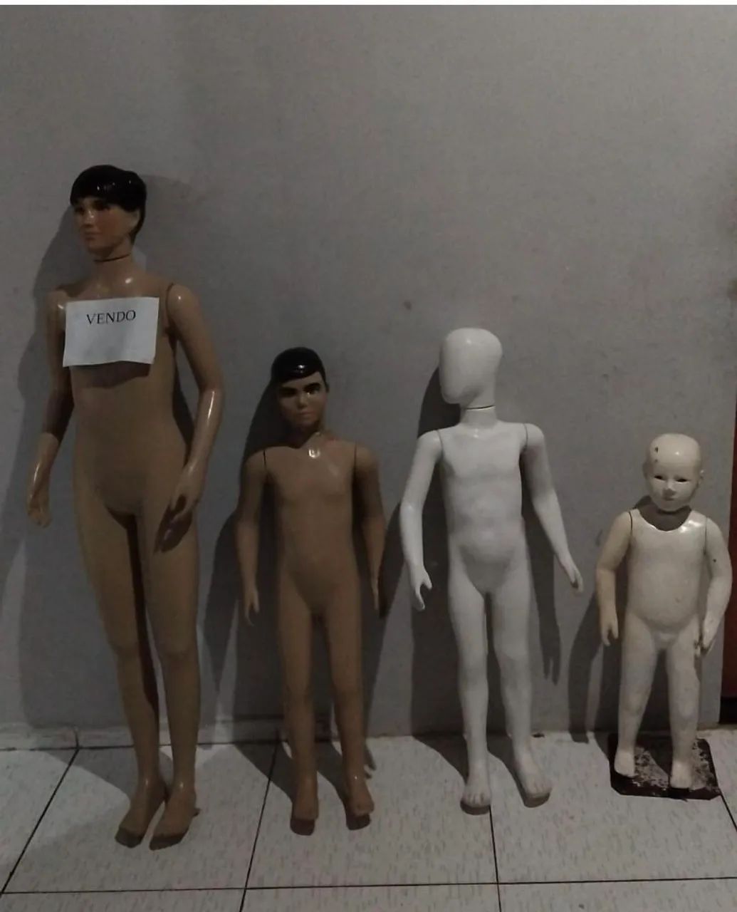 Vendo manequins individuais 