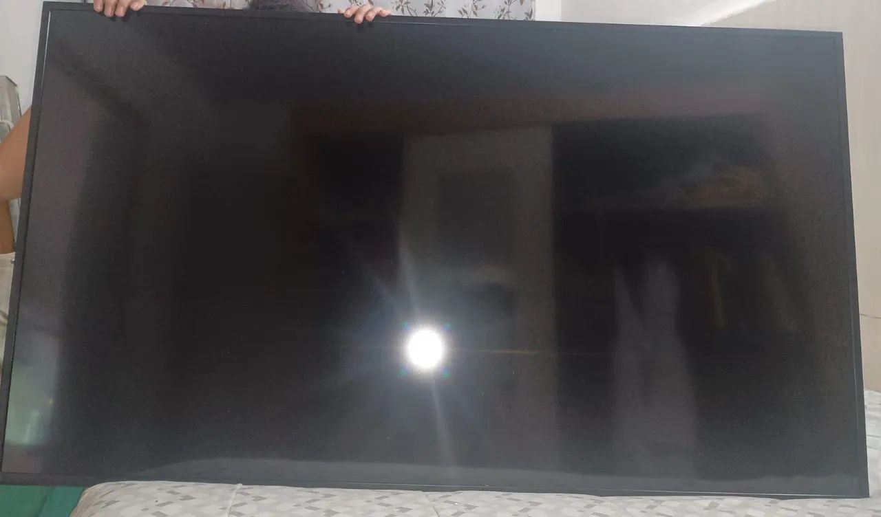 Vendo ou troco tv Samsung 4k 50 polegadas, com as LEDs queimadas aceito oferta! *  - Foto 3