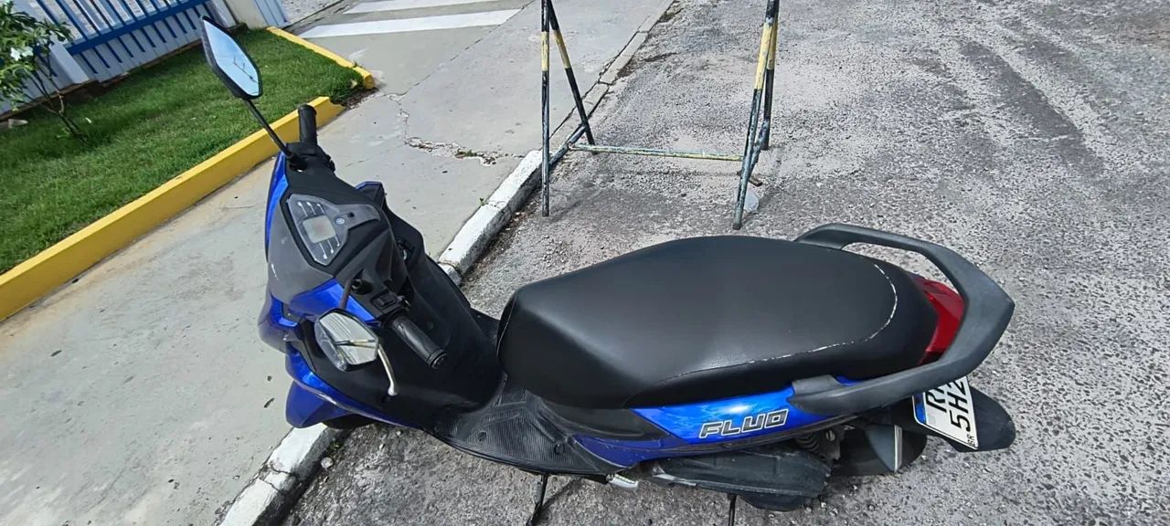 Vendo moto Yamaha Fluo - Foto 4
