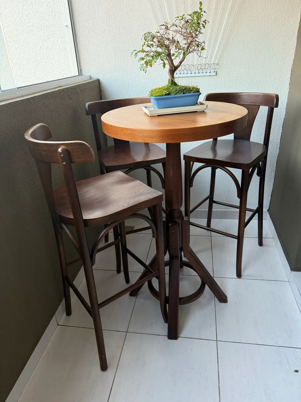 Mesa bistrô com 3 banquetas  - Foto 4