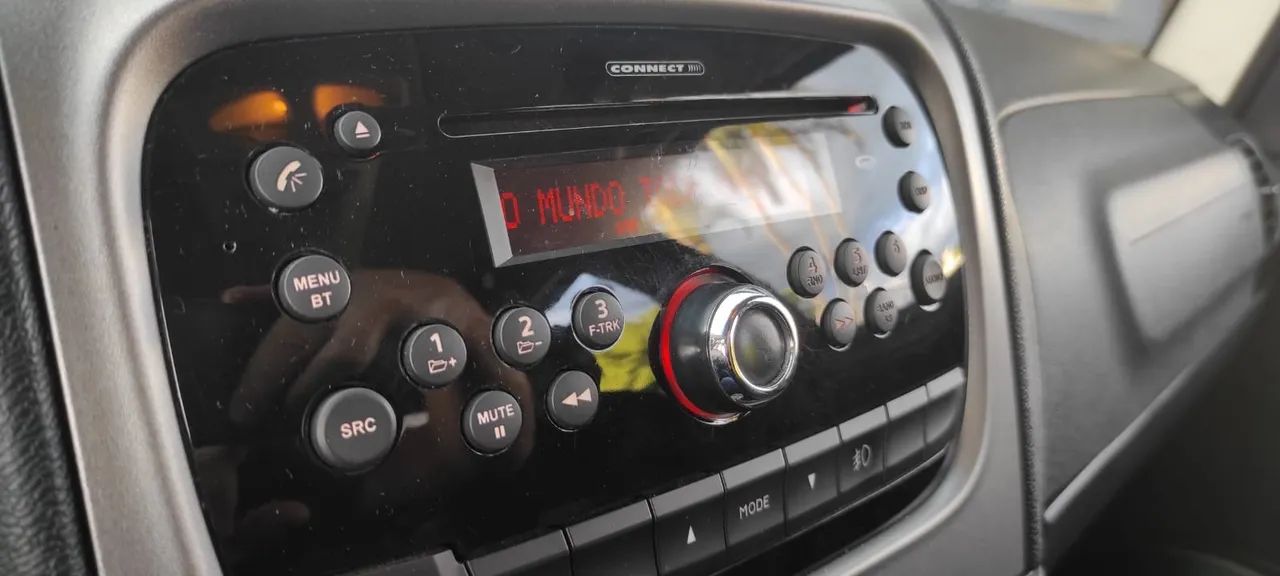 Fiat Idea Attractive 1.4 Fire Flex 8V 5P 2016 - Foto 3