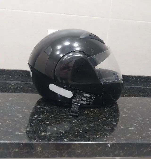 Capacete para moto\ motociclista, marca EBF \ Barato para desocupar espaço... - Foto 6