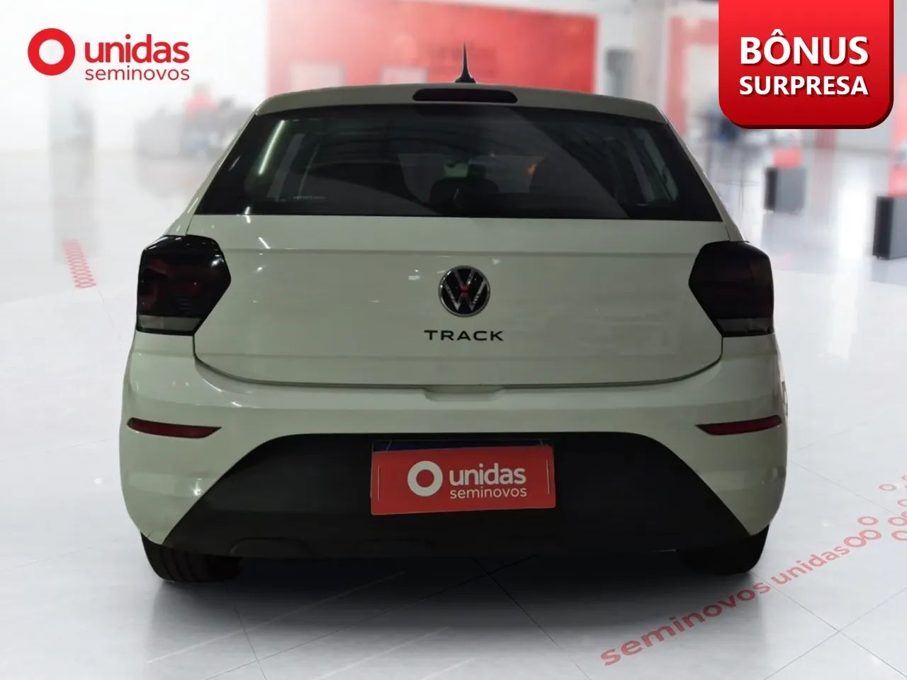 Volkswagen Polo Track 1.0 Flex 12V 5p, foto 4 de 11