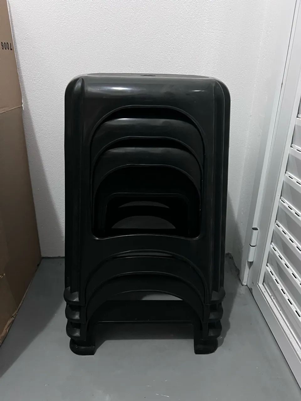 Bancos plástico preto 