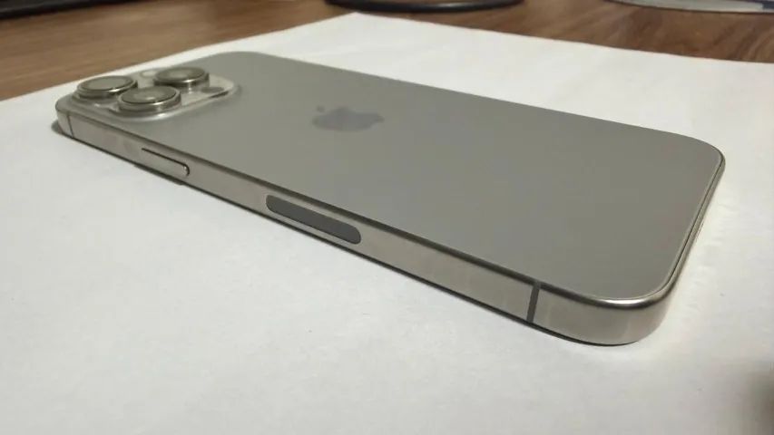 Iphone 15 pro max 256GB - Foto 3