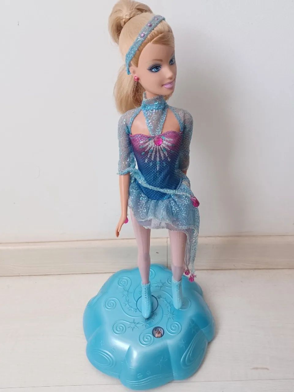 Barbie Patinadora e Gatinha  - Foto 4