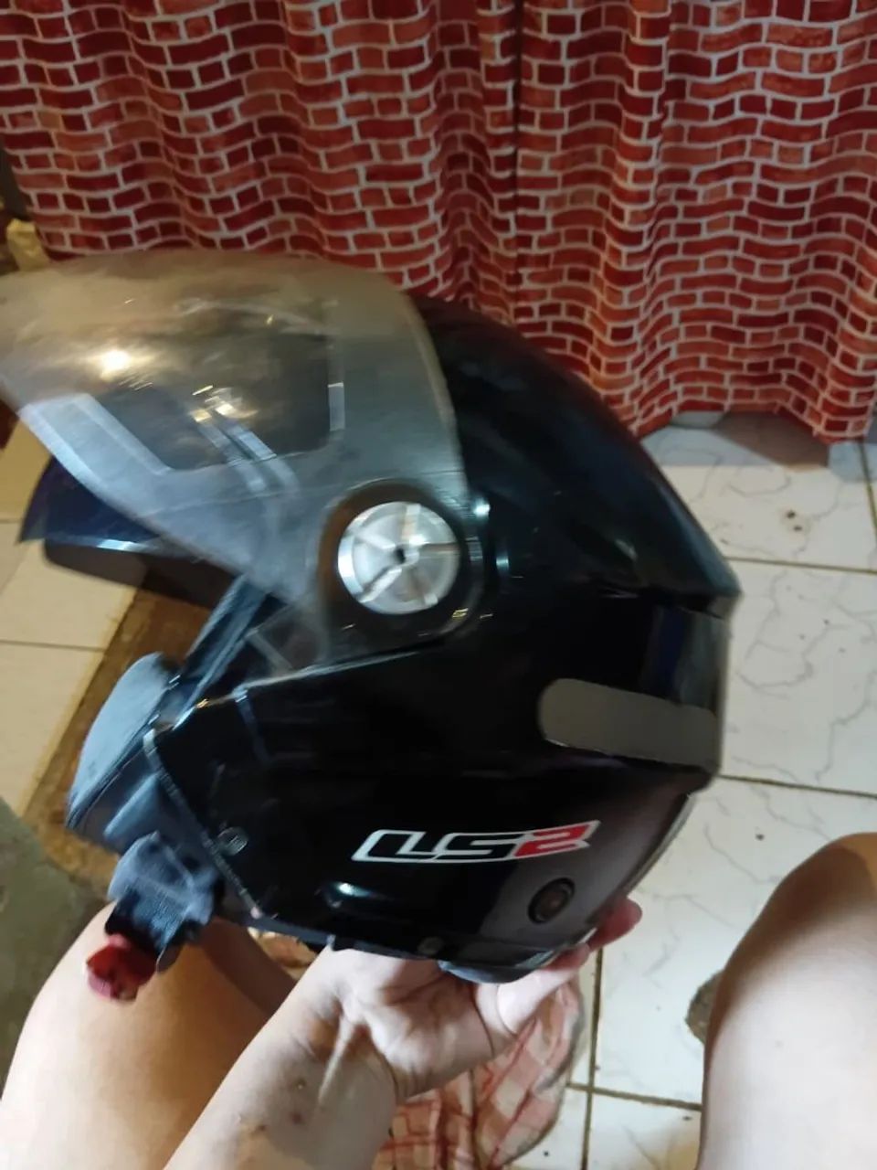 Capacete LS2  com óculos interno  - Foto 3