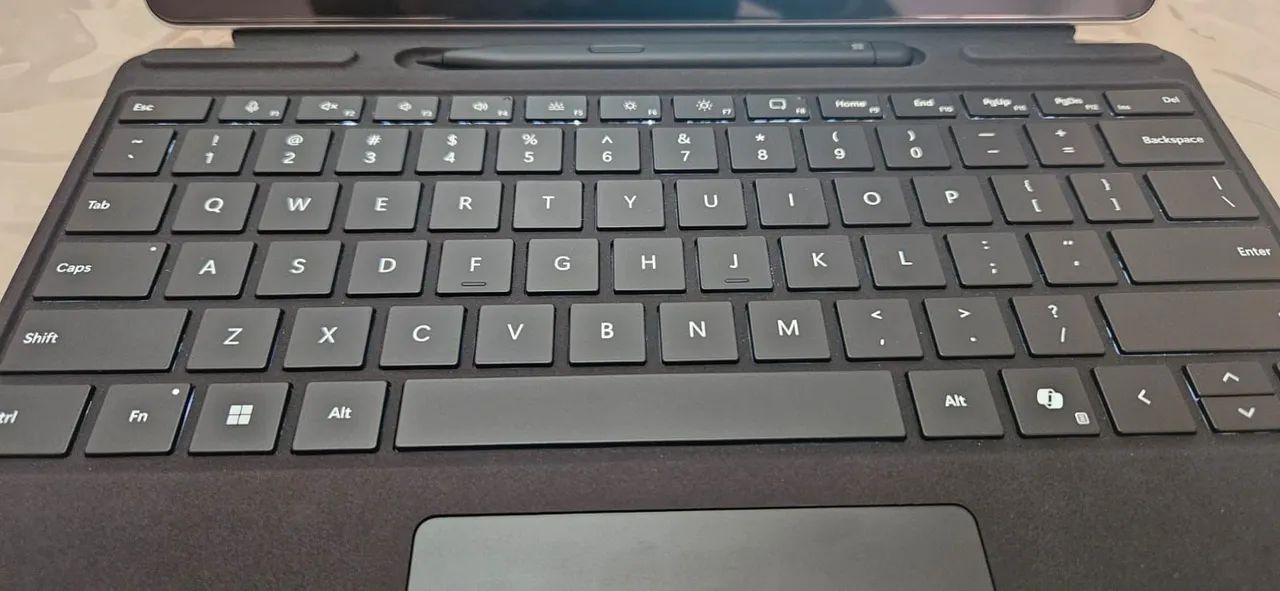 Microsoft Surface Pro 11 X Elite, tela OLED, teclado e caneta Slim Pen 2. - Foto 5