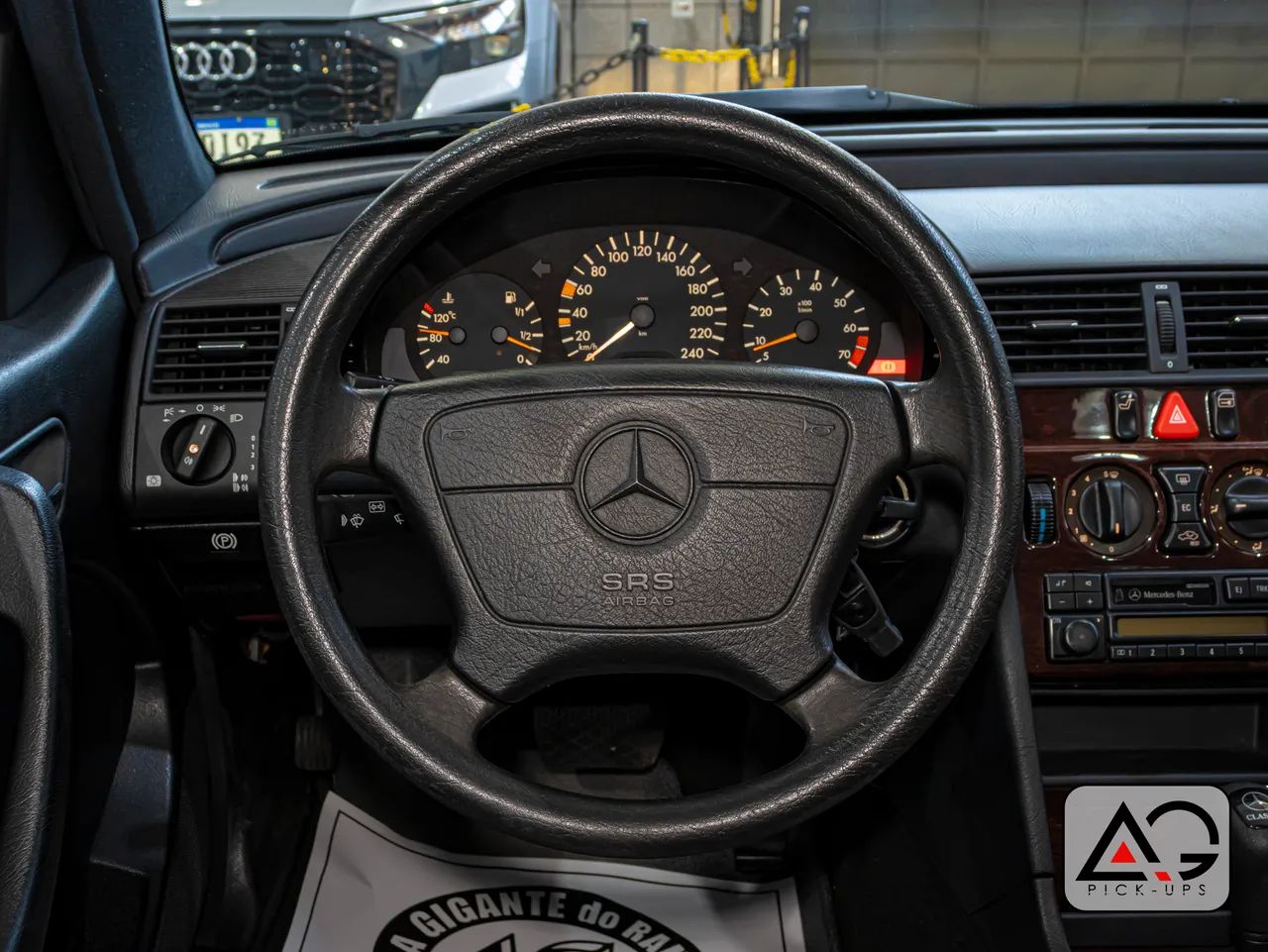 Mercedes-Benz Classe C CGI Classic 1.8 16V 156cv Aut., foto 4 de 20