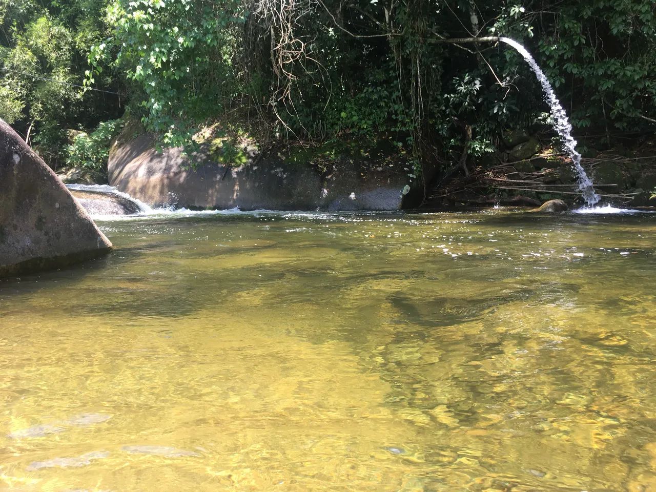 Fins de semana no chalé da cachoeira no pé da serra de Friburgo  - Foto 12