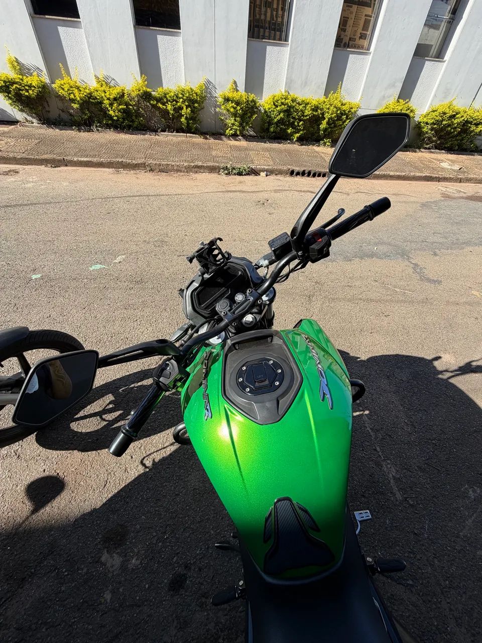 Bajaj dominar 400 - Foto 5
