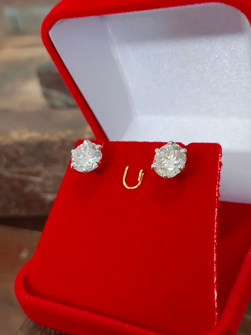Brincos em prata com Moissanite 7,5mm - Foto 2
