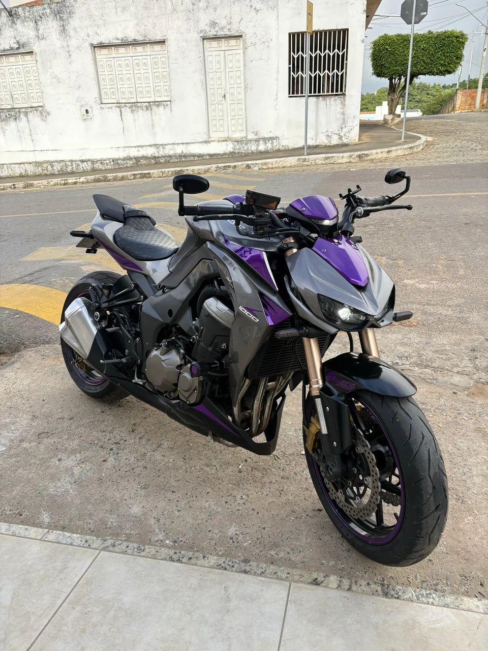 Z1000 