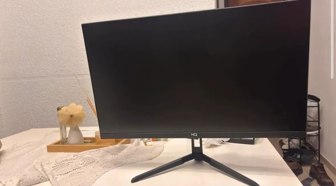 Monitor HQ 24IP18 24? IPS Full HD 180Hz 1ms Usado - Foto 2