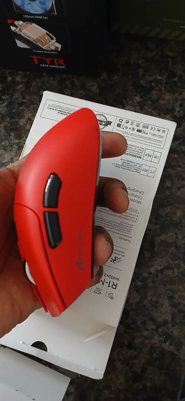 Mouse Attack Shark R1 (com defeito)