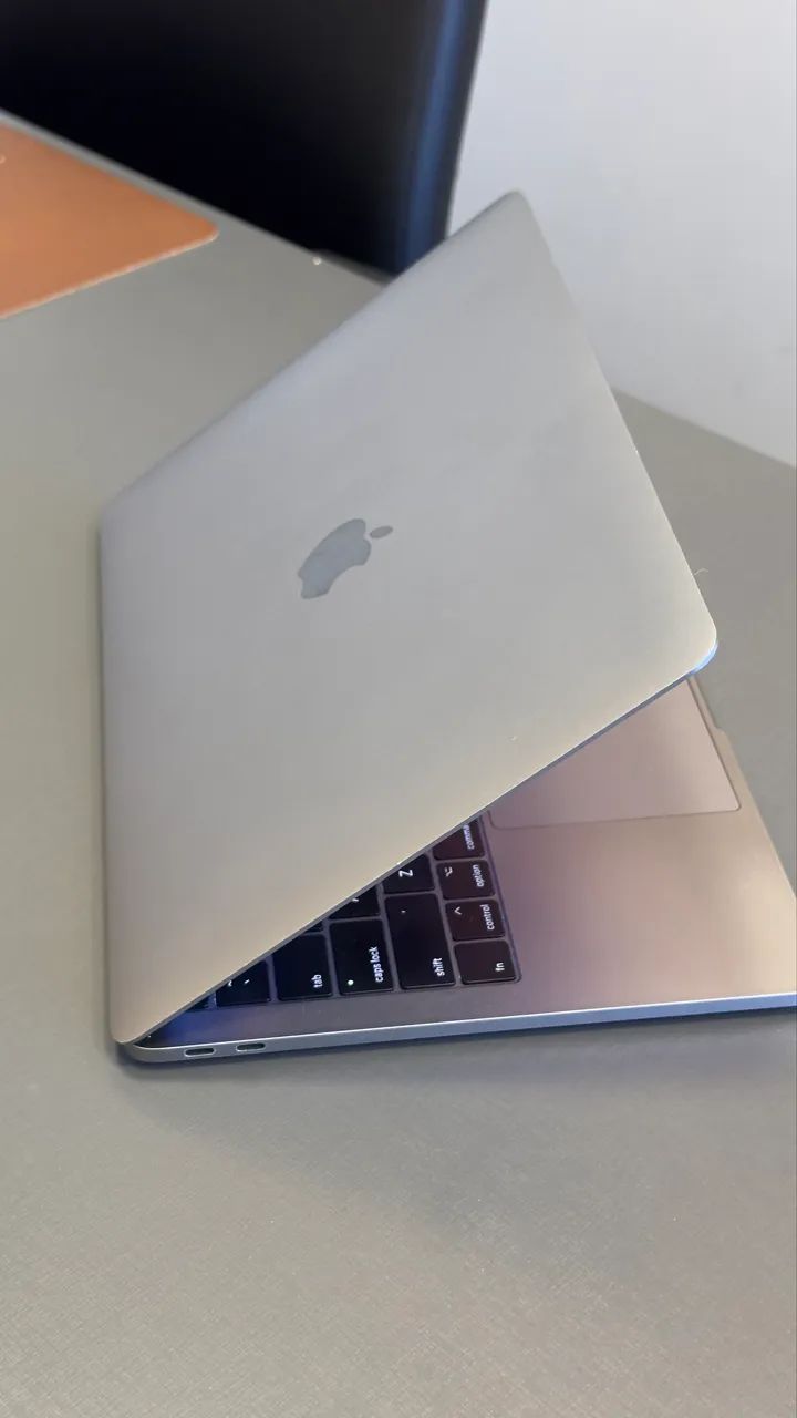 MACBOOK PRO 13.3 - 256GB - CINZA ESPACIAL - Notebooks - Saguaçu