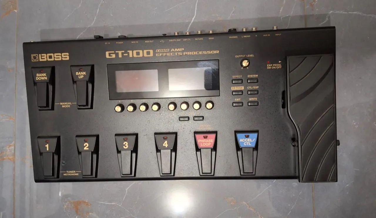 Boss gt100