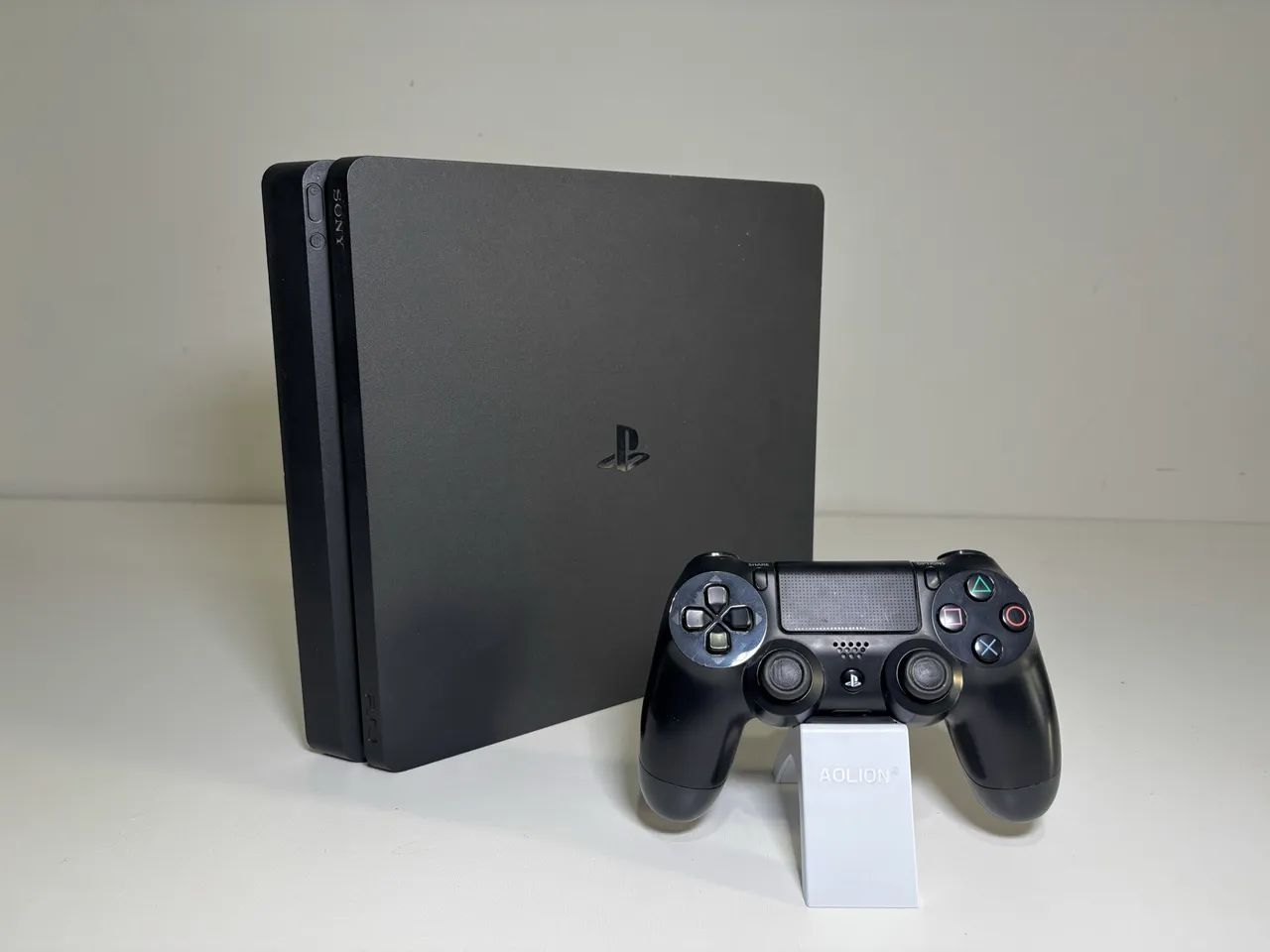 PlayStation 4 slim 1tb impecável 
