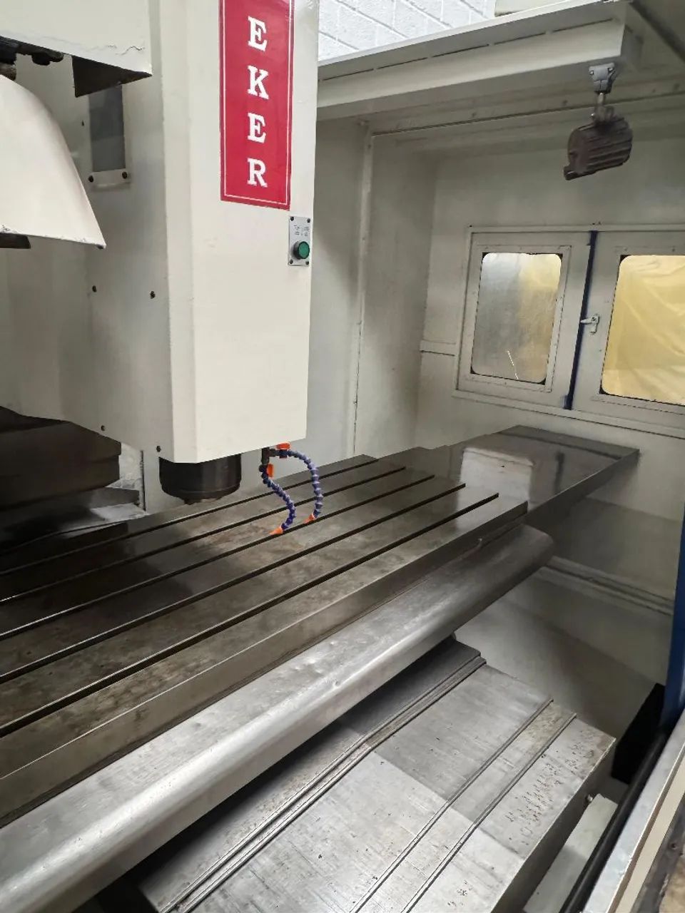 CENTRO DE USINAGEM VEKER 1500 (ANO 2003) - Foto 3