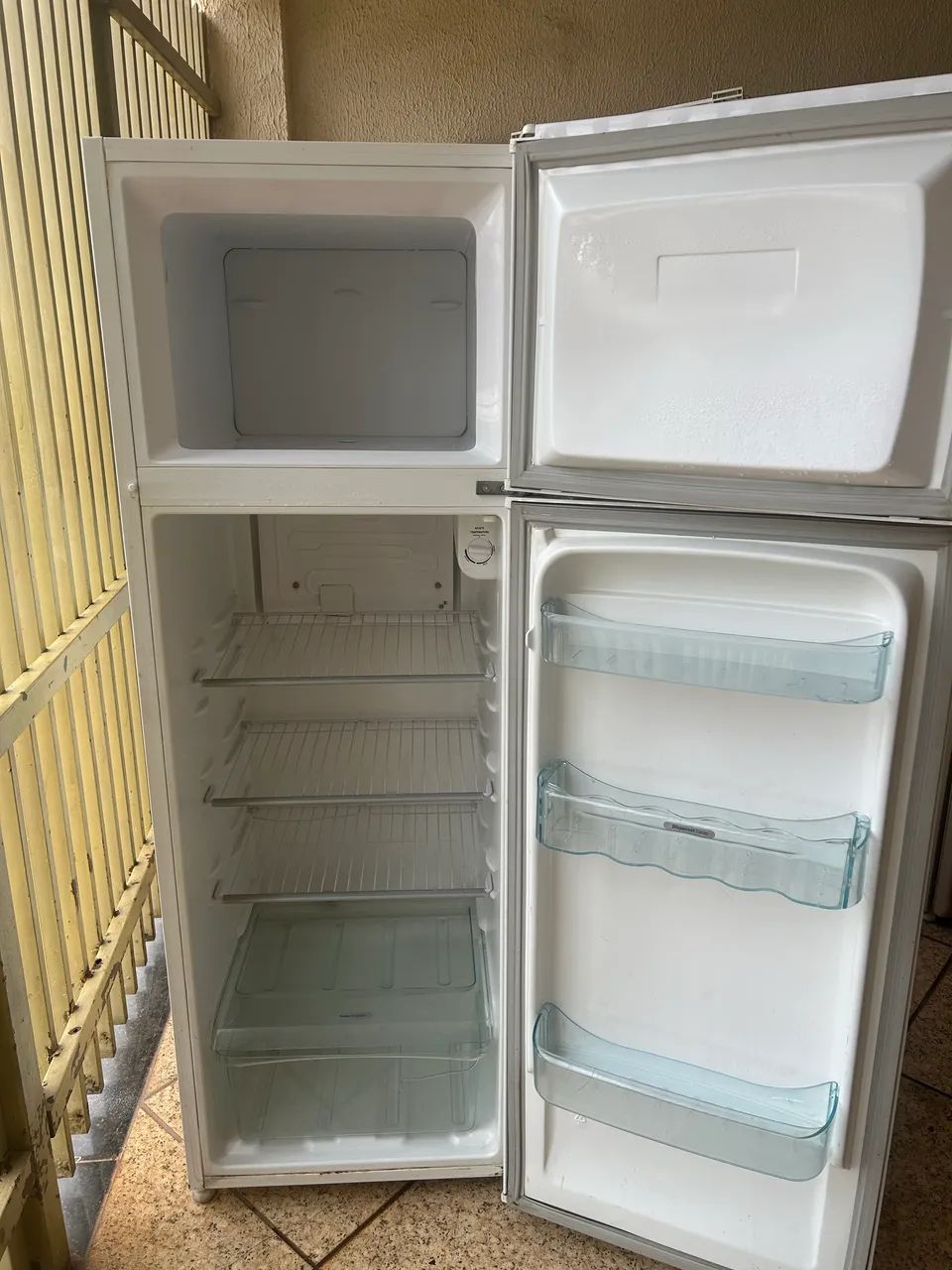 Geladeira Eletrolux  - Foto 4