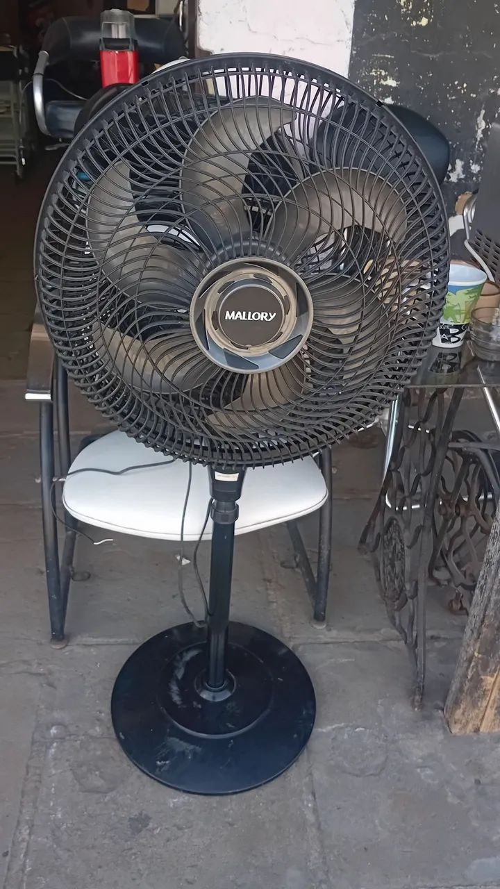 Ventilador de pé 