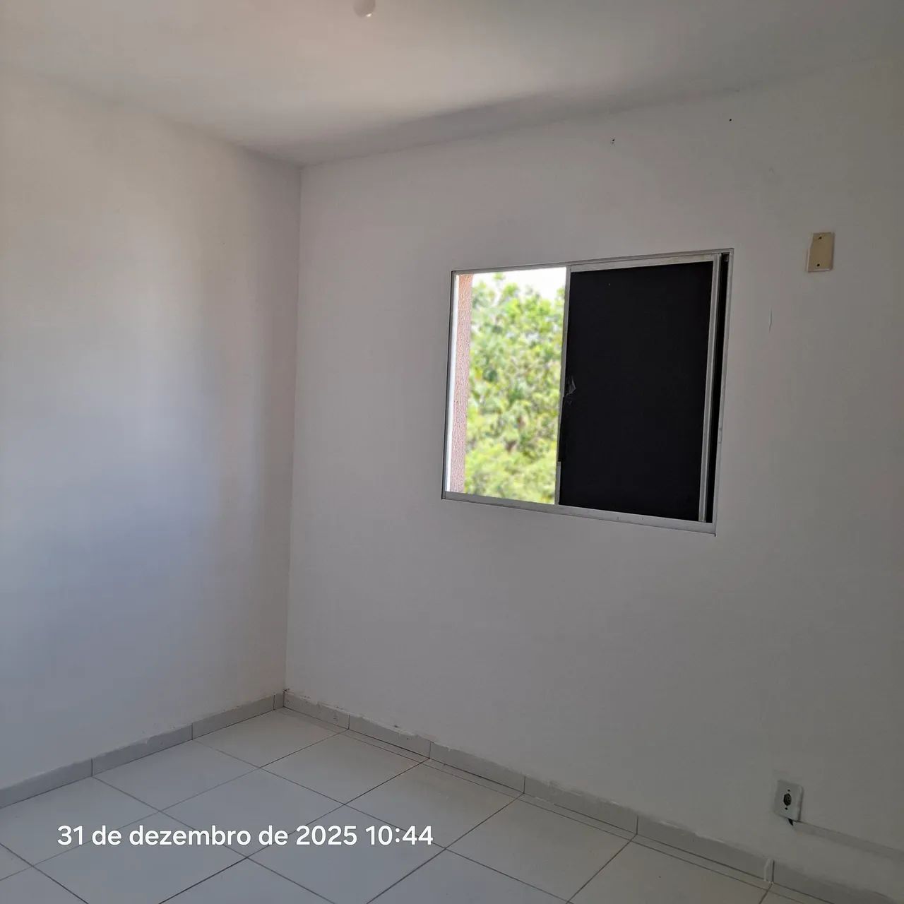  VENDO ,TROCO  OU ALUGO APT.REFORMADO COM 2 QTOS NO COND.PARQUE PETRÓPOLIS.III - Foto 5