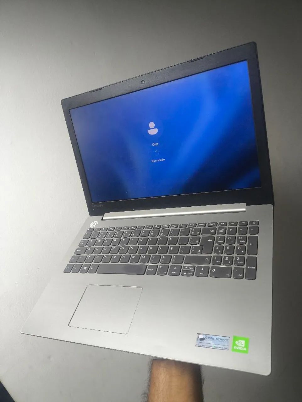Notebook Lenovo i7 8ger. 8gb ddr4, ssd 240gb, placa de vídeo