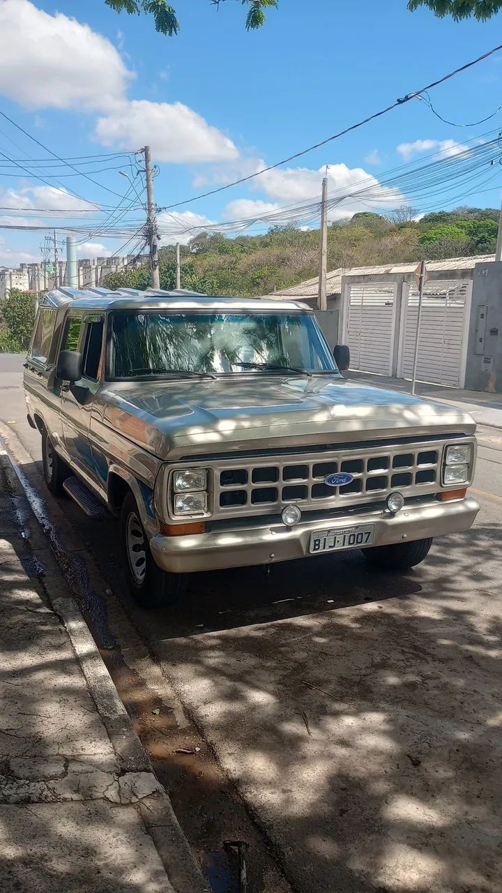 Ford F-1000 F-1000 CD/Blazer 3.9 Dies. 1986